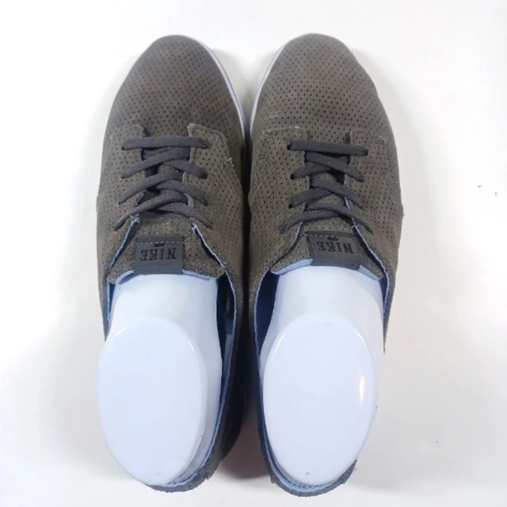 Nike Braata Lite Gray Suede Sneakers Casual Shoes Women's Size 9 Trainers